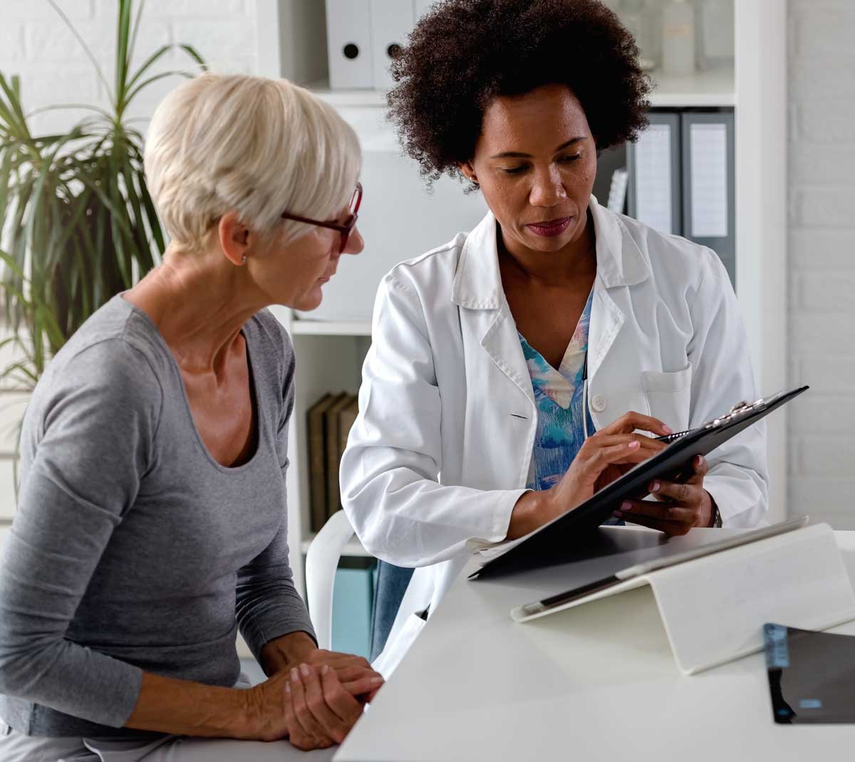 patient-and-cardiologist